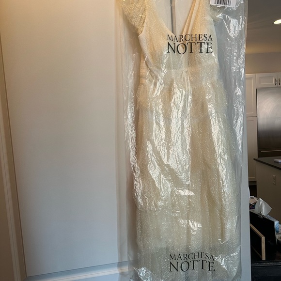 Marchesa Notte Flutter Sleeve Cocktail Dress Ivory Size 6 Perfect Condition - Picture 4 of 8